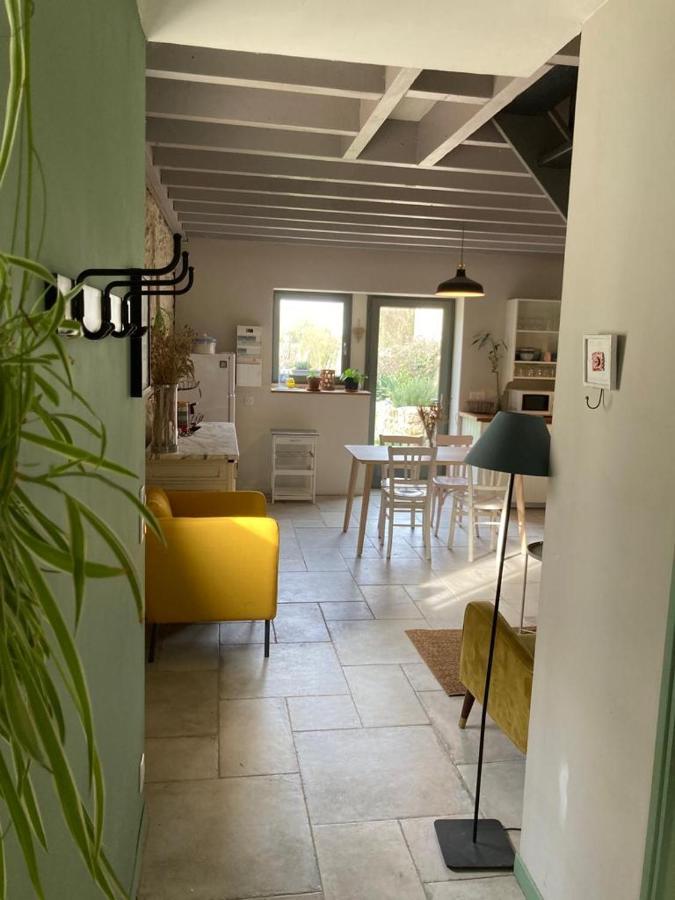 Le Gite De Moquesouris Nazelles-Negron Exterior foto